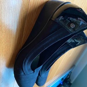 Anne Klein comfort wedges